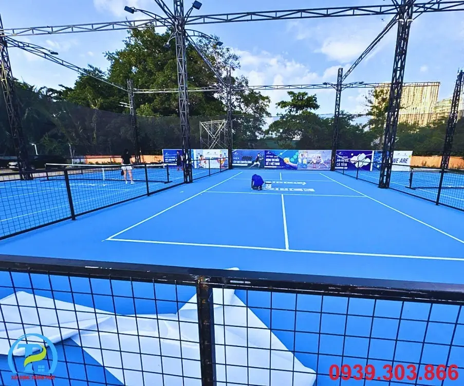 Mặt s&acirc;n Pickleball ngo&agrave;i trời gi&aacute; tốt.