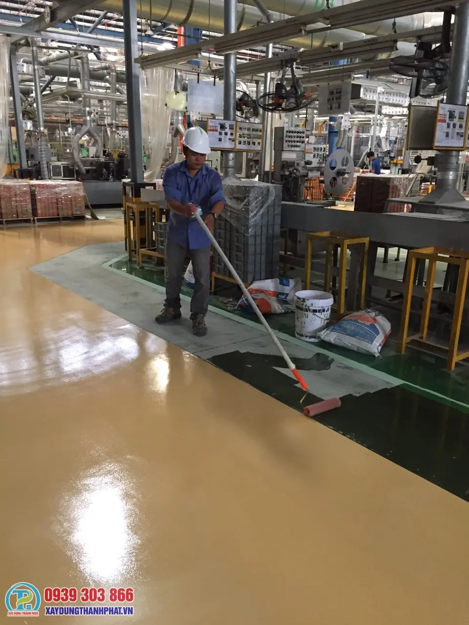 kỹ thuật vi&ecirc;n thi c&ocirc;ng sơn epoxy hệ lăn